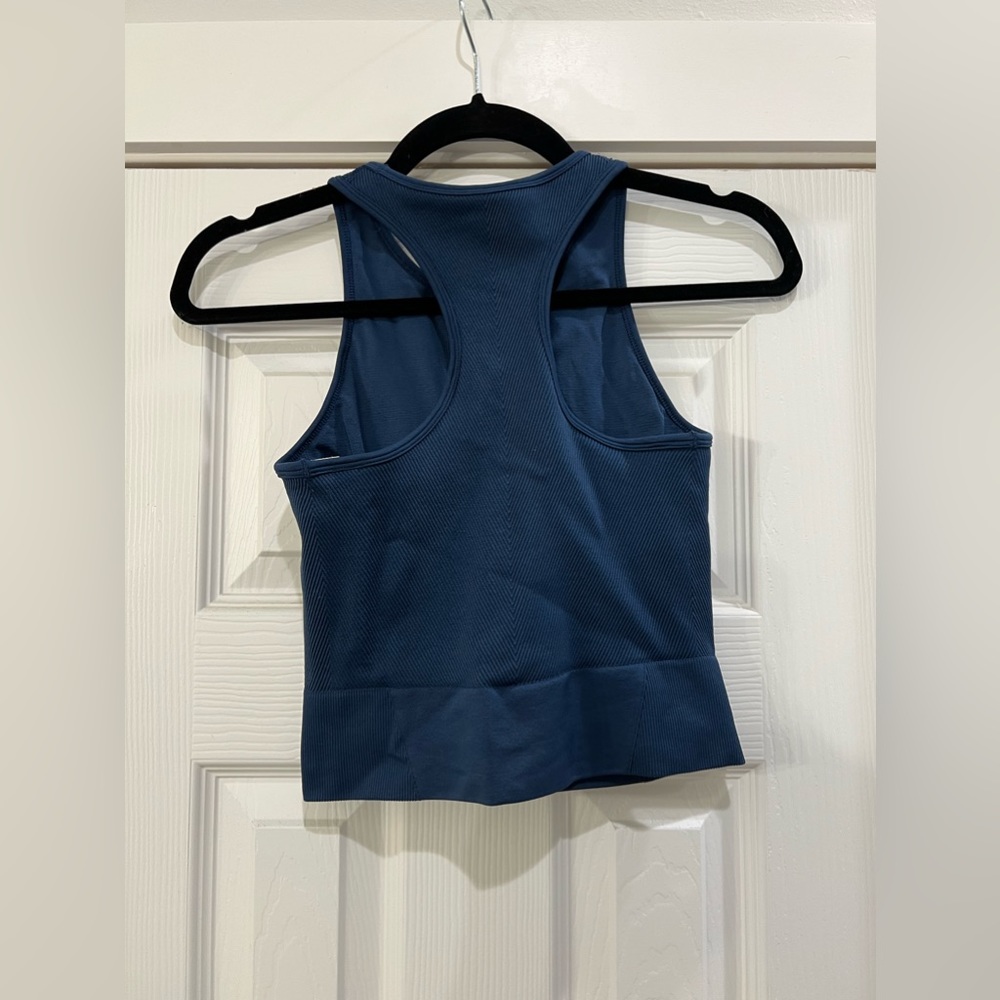seamlessCORE Ribbed Tank - Picture 2 of 3